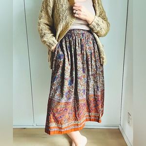 Vintage 80s Printed Skirt Autumnal Colors  Pleated Pockets Midi Rustic Academia